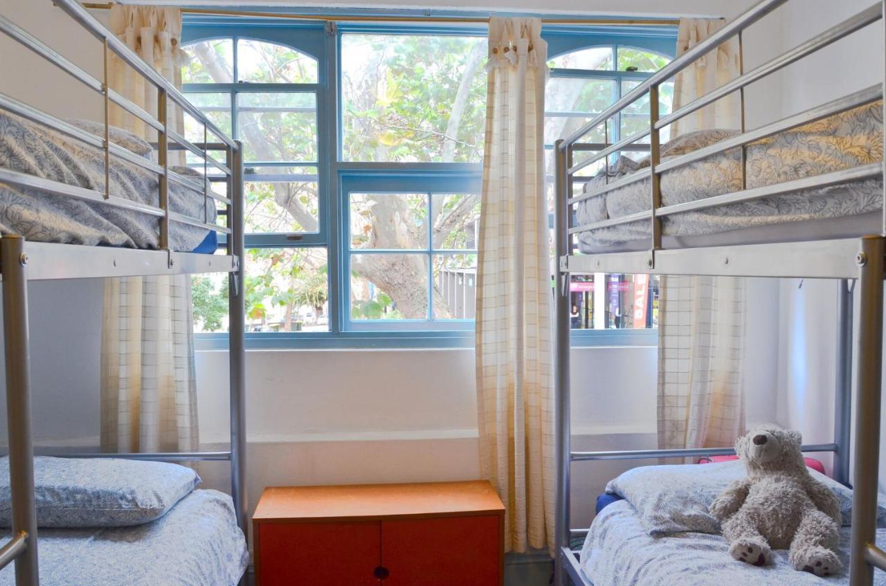 Podbed Sydney Hostel Exterior photo