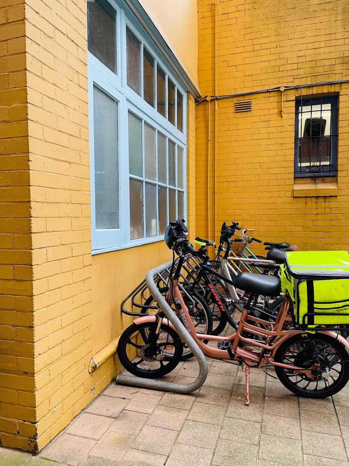Podbed Sydney Hostel Exterior photo