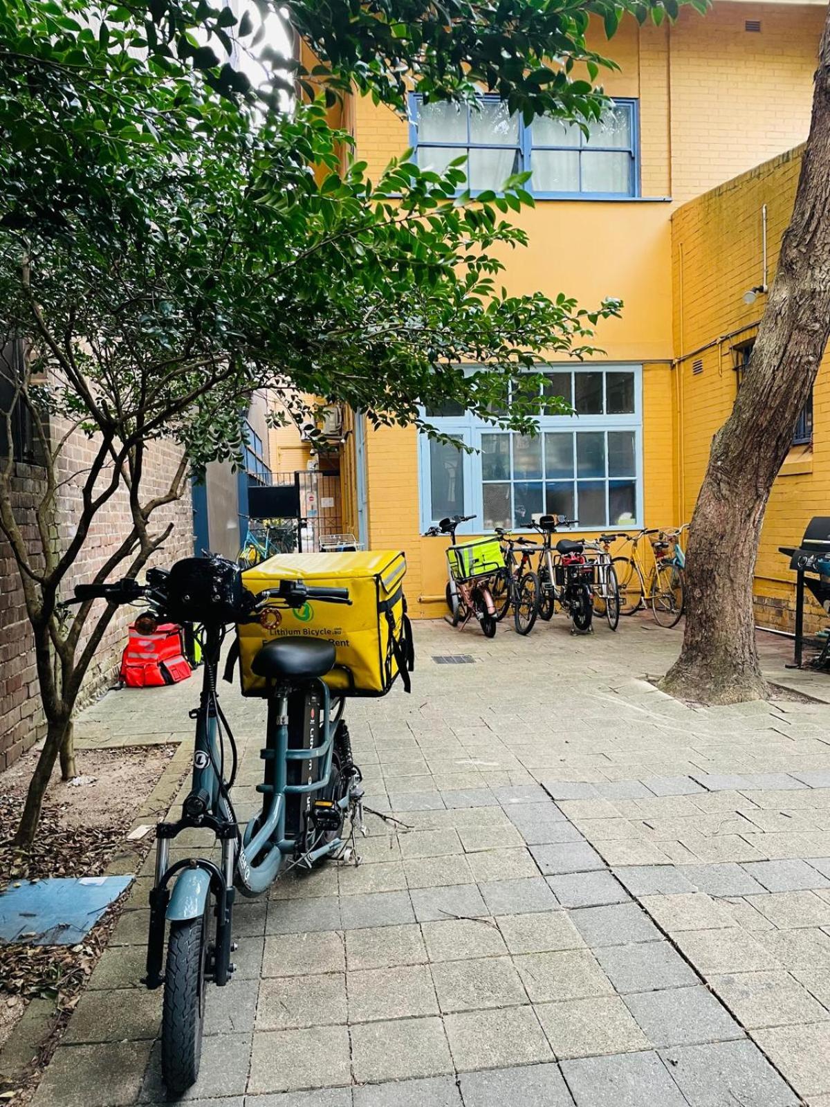 Podbed Sydney Hostel Exterior photo